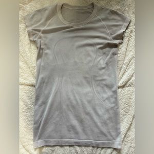 White Lululemon swiftly tech